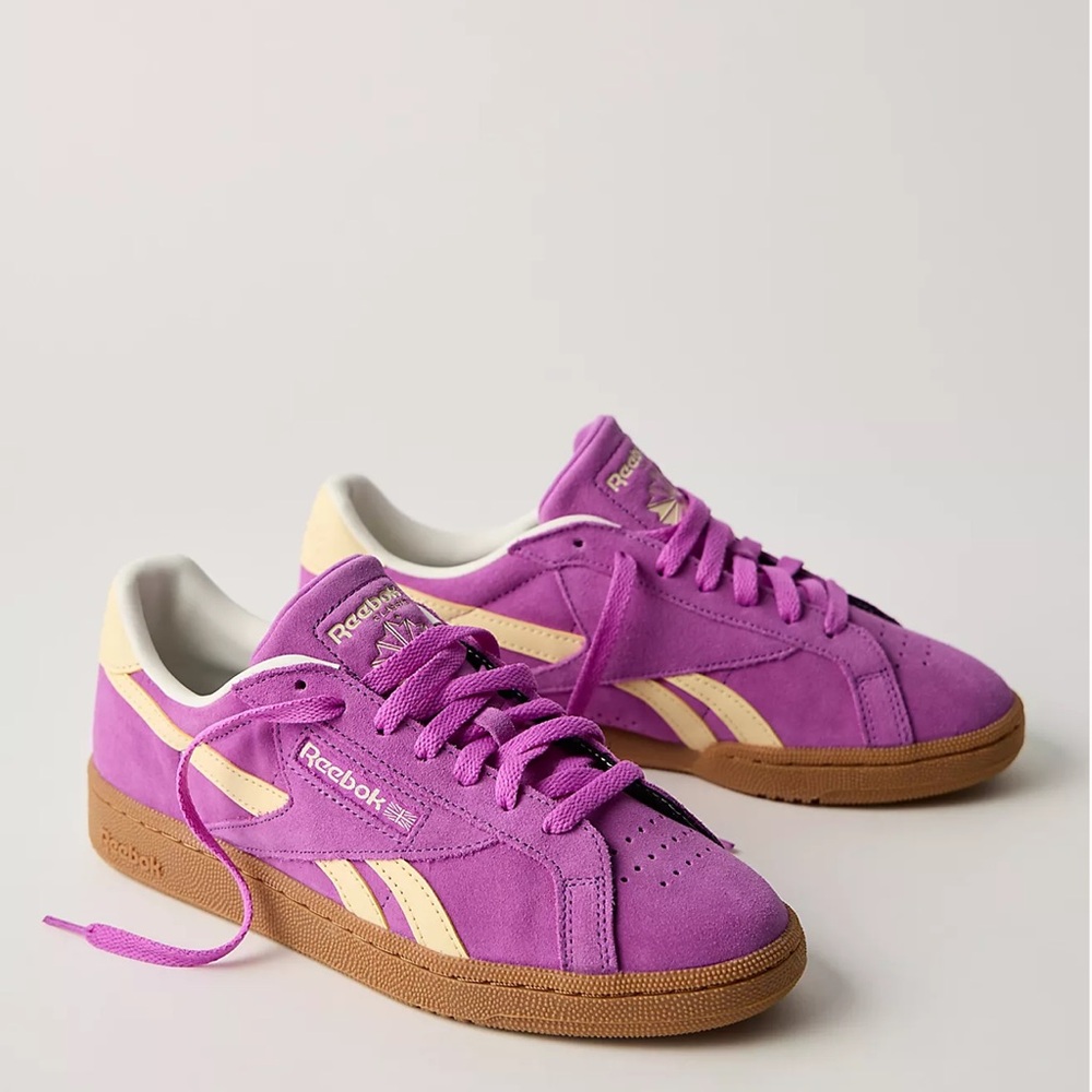 Reebok Women's Purple and Cream Sneakers